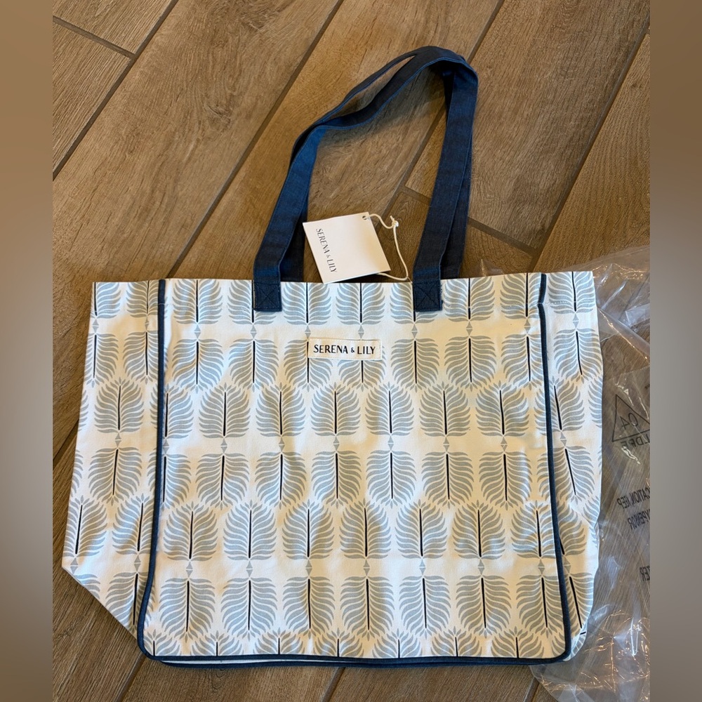 Serena & Lily Blue Leaf-Print Canvas Tote with Navy Straps
